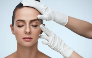 Cirugía de párpados en León